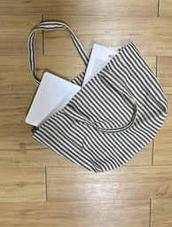 [bolsa sg2401281070164127 shein] Bolso Casual Blanco y Negro